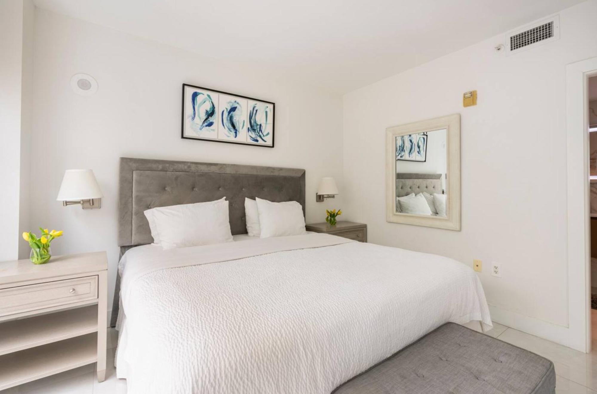 Beachfront Bentley Hotel One Bedroom Suite With Balcony And Beach Access Miami Beach Exteriör bild