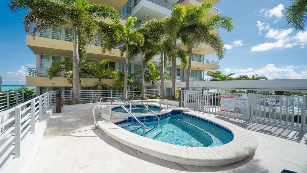 Beachfront Bentley Hotel One Bedroom Suite With Balcony And Beach Access Miami Beach Exteriör bild